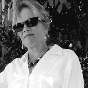 Meet your Posher, Carla